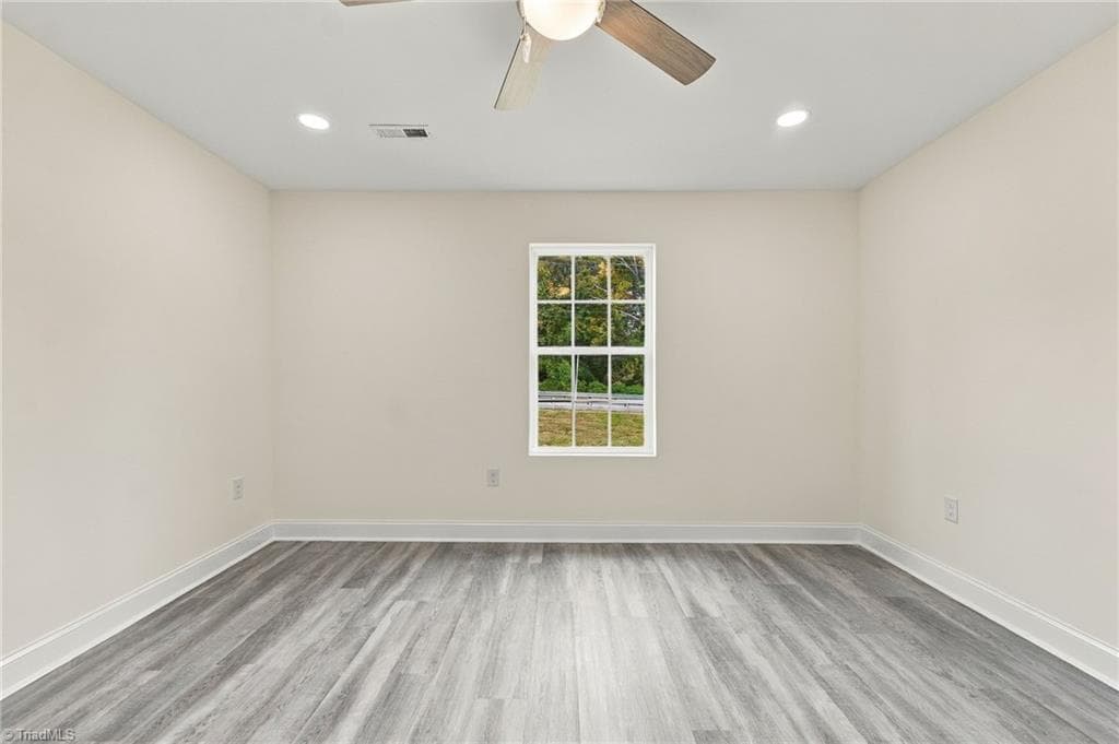 bedroom #4 with private bathroom - 1524 Mcguinn Drive, High Point NC 27262, High Point