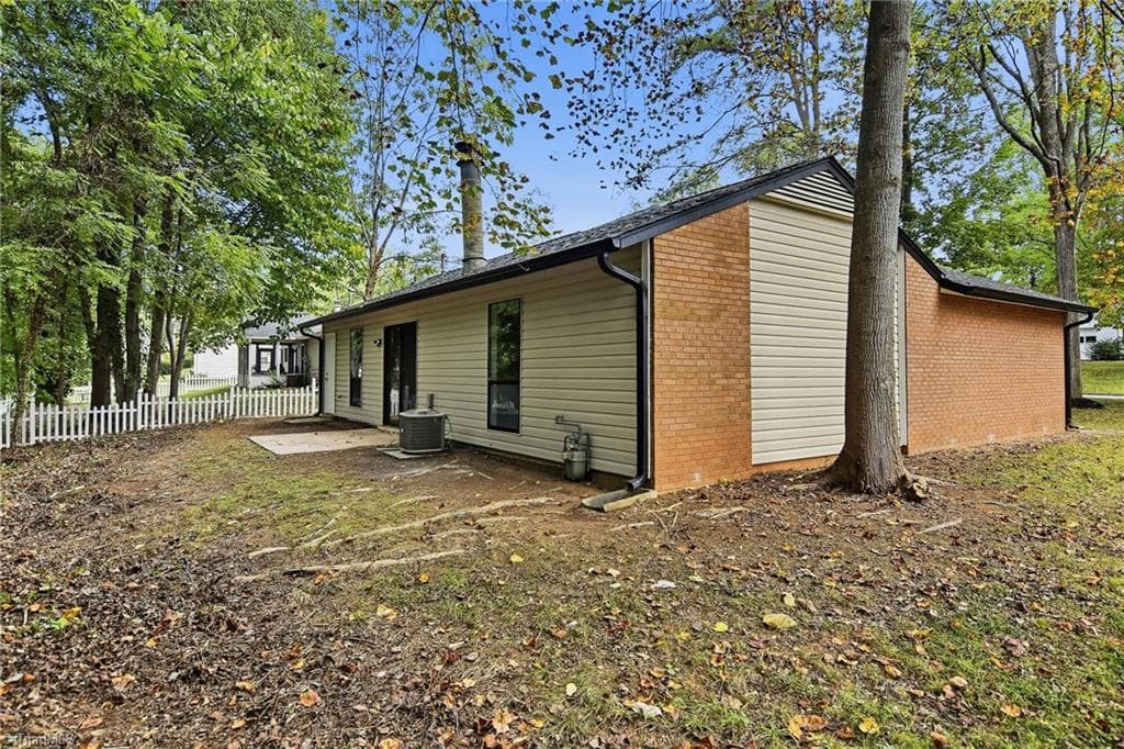 Stick/Site Built at 2613 Woodcreek Road, Winston-Salem NC 27106, Winston-Salem, photo 57 of 60