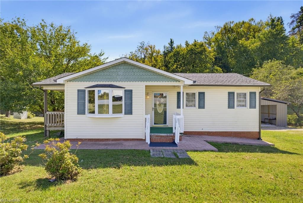 5135 Harvey Road, Jamestown NC 27282