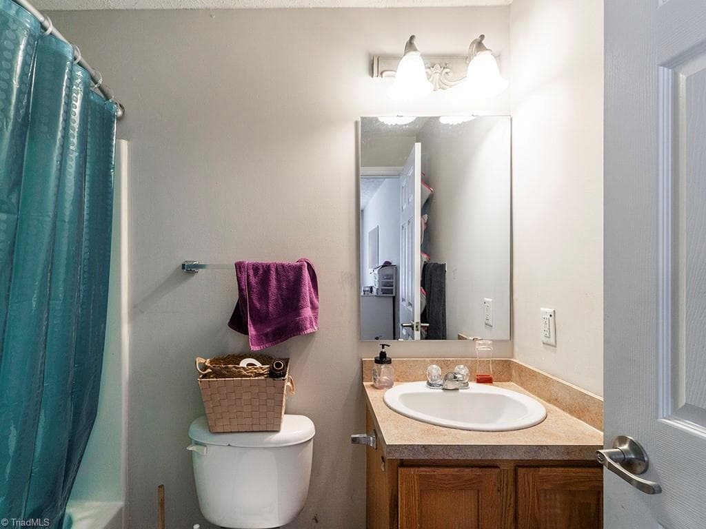 Duplex at 622/624 Williamson Avenue, Elon NC 27244, Elon, photo 36 of 38