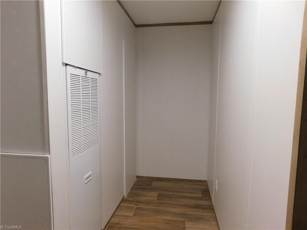 Manufactured Home at 182 Briar Creek Estates, Thomasville NC 27360, Thomasville, photo 10 of 15
