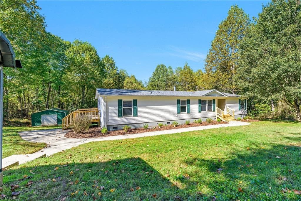265 Mckinley Road, Roaring River NC 28669