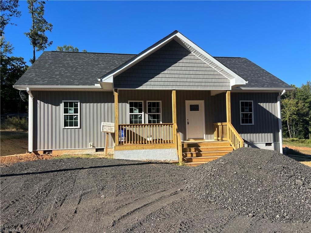 Stick/Site Built at 663 Avenue K, Lexington NC 27292, Lexington, photo 3 of 44