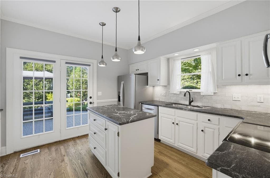 Stick/Site Built at 414 Fisher Park Circle # A, Greensboro NC 27401, Greensboro, photo 17 of 48