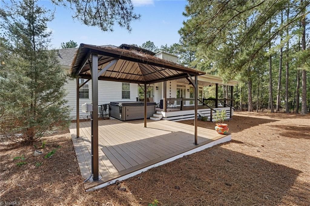 Stick/Site Built at 14 Deer Track Road, Foxfire Village NC 27281, Foxfire Village, photo 22 of 25