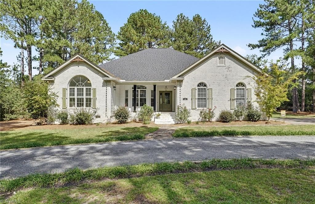 14 Deer Track Road, Foxfire Village NC 27281