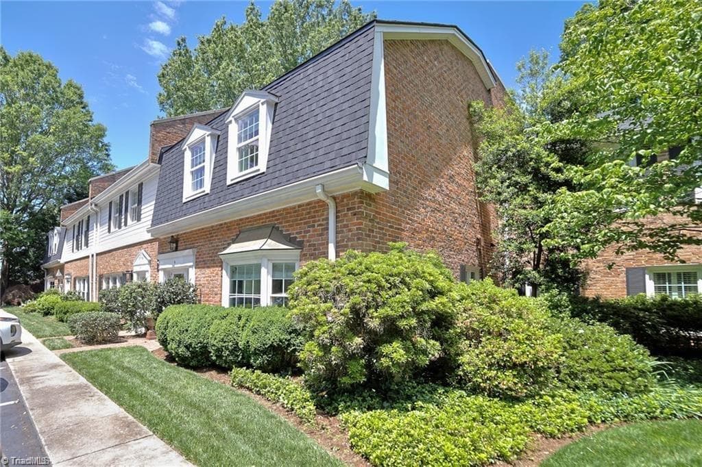 Stick/Site Built at 1108 Dover Road # G, Greensboro NC 27408, Greensboro, photo 3 of 70