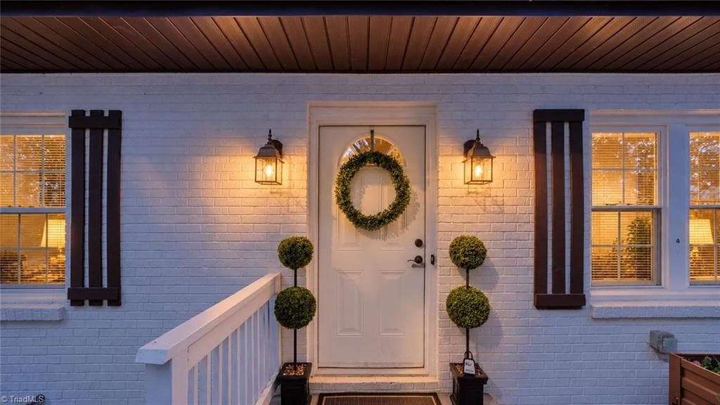 5040 Wind Spring Drive, Winston-Salem NC 27105