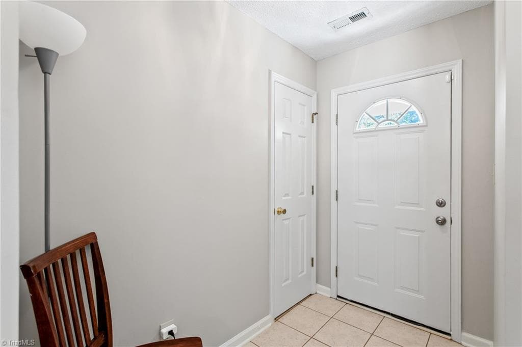 Stick/Site Built at 213 Wyndham Avenue, High Point NC 27265, High Point, photo 11 of 60