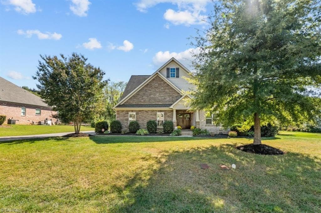 7101 English Pride Drive, Trinity NC 27370
