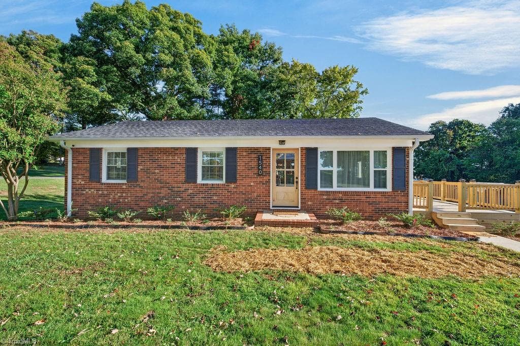 1540 Red Brush Road, Mount Airy NC 27030