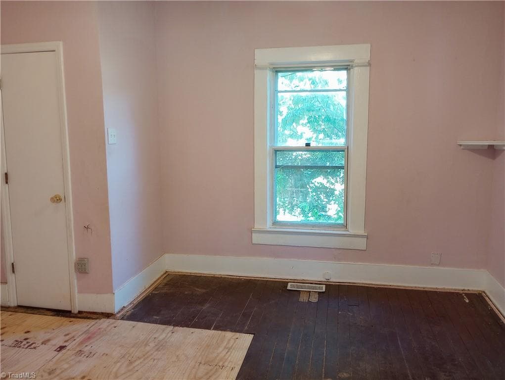 Stick/Site Built at 217 N Fayetteville Street, Liberty NC 27298, Liberty, photo 6 of 19