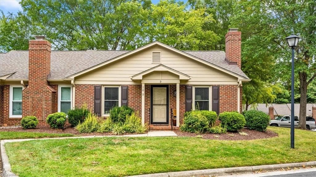 Stick/Site Built at 10 Prairie Trail # D, Greensboro NC 27410, Greensboro, photo 3 of 64