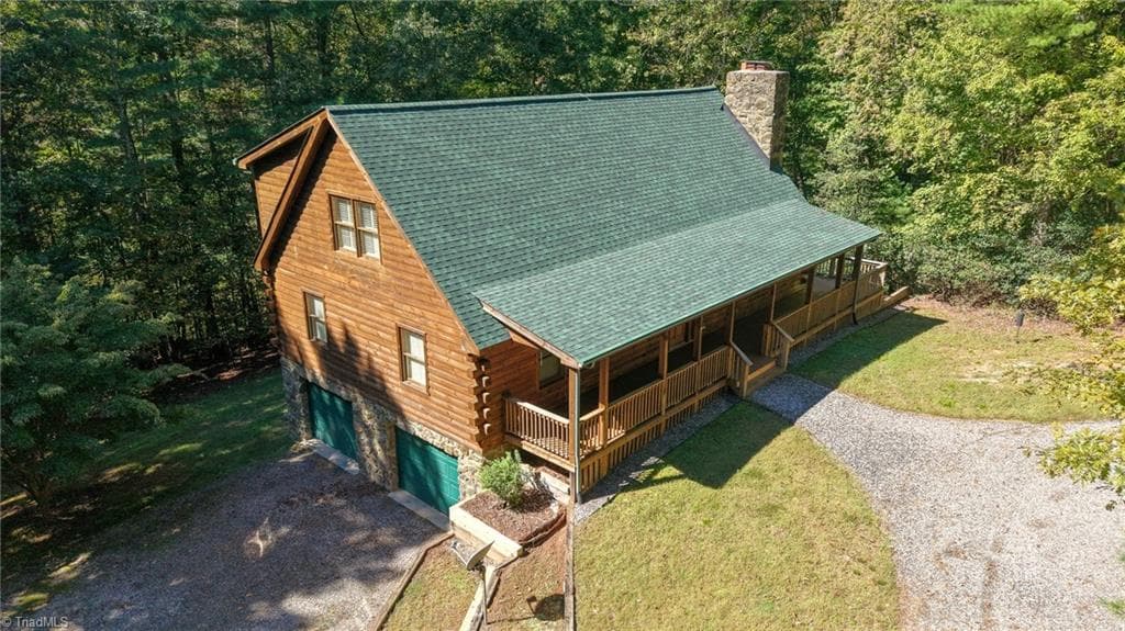 Stick/Site Built at 154 Rocky Shore Drive, Wilkesboro NC 28697, Wilkesboro, photo 36 of 50