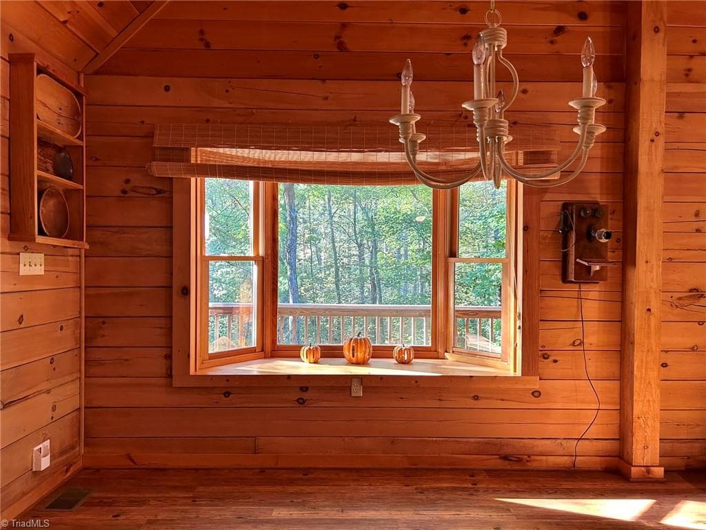 Stick/Site Built at 154 Rocky Shore Drive, Wilkesboro NC 28697, Wilkesboro, photo 5 of 50