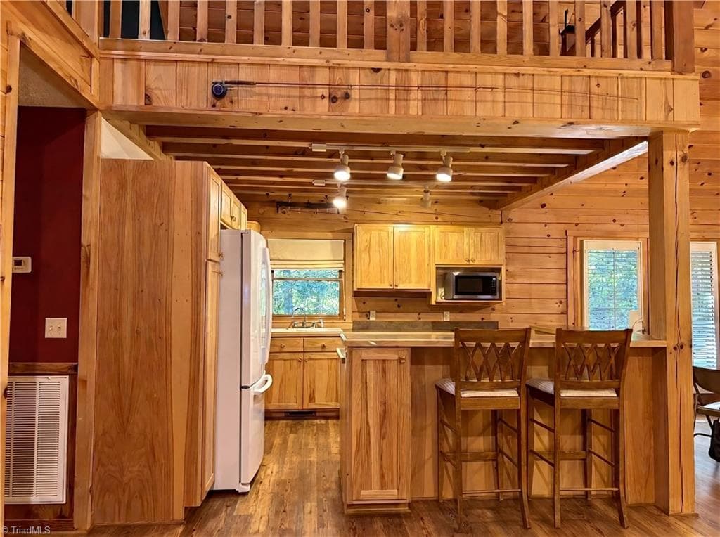 Stick/Site Built at 154 Rocky Shore Drive, Wilkesboro NC 28697, Wilkesboro, photo 9 of 50