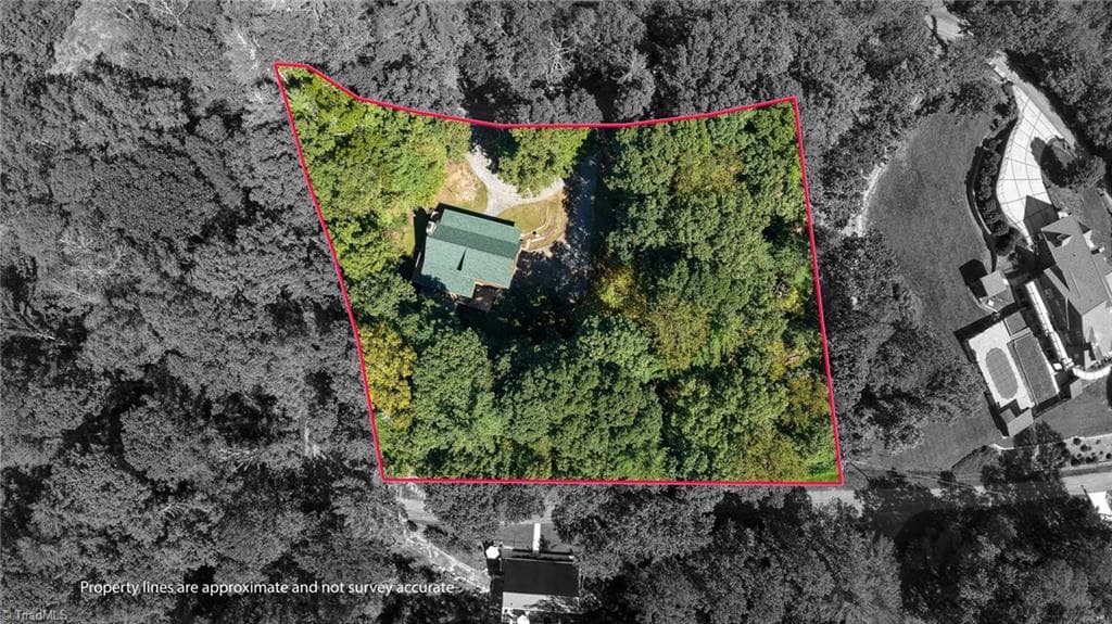 Stick/Site Built at 154 Rocky Shore Drive, Wilkesboro NC 28697, Wilkesboro, photo 49 of 50