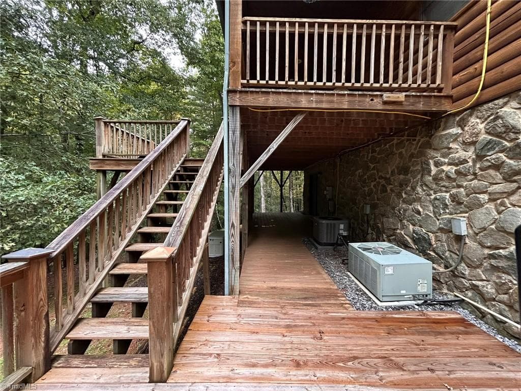 Stick/Site Built at 154 Rocky Shore Drive, Wilkesboro NC 28697, Wilkesboro, photo 39 of 50