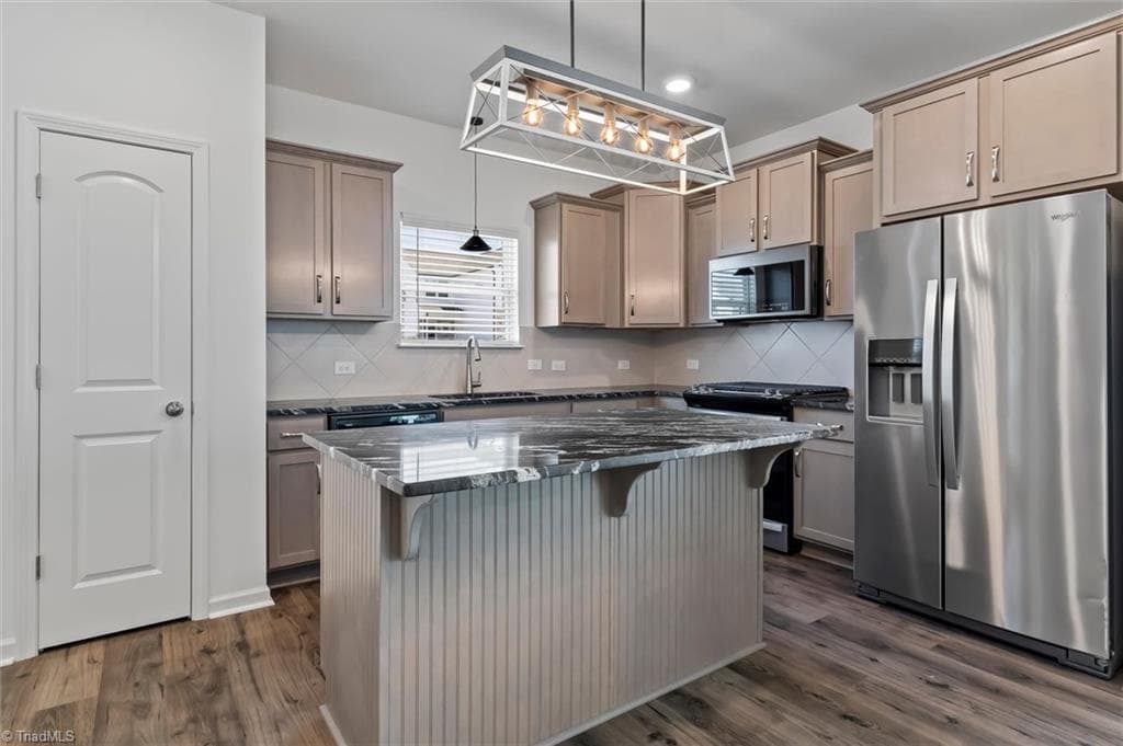 Stick/Site Built at 146 Centerpiece Drive, High Point NC 27265, High Point, photo 19 of 64