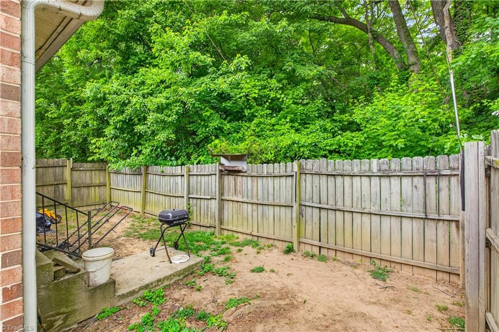 Duplex at 21 Hunter Street, Thomasville NC 27360, Thomasville, photo 53 of 66