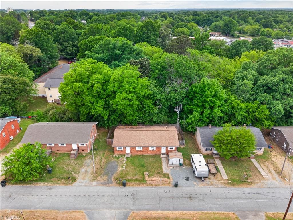 Duplex at 21 Hunter Street, Thomasville NC 27360, Thomasville, photo 65 of 66