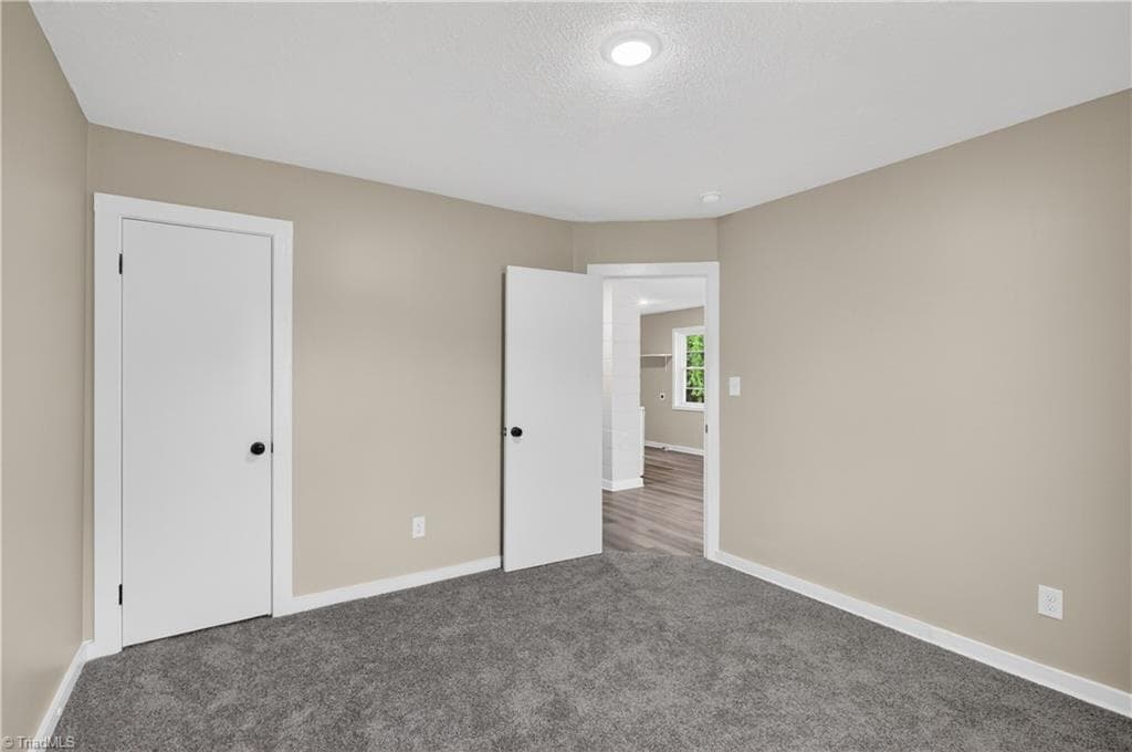 Duplex at 29 Hunter Street, Thomasville NC 27360, Thomasville, photo 39 of 70