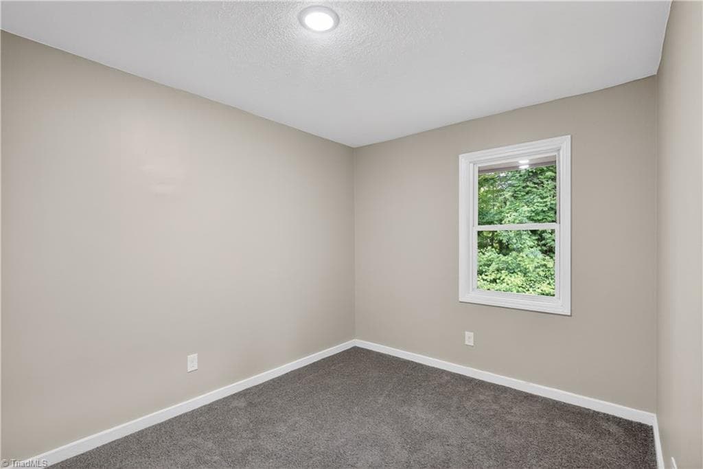Duplex at 29 Hunter Street, Thomasville NC 27360, Thomasville, photo 41 of 70