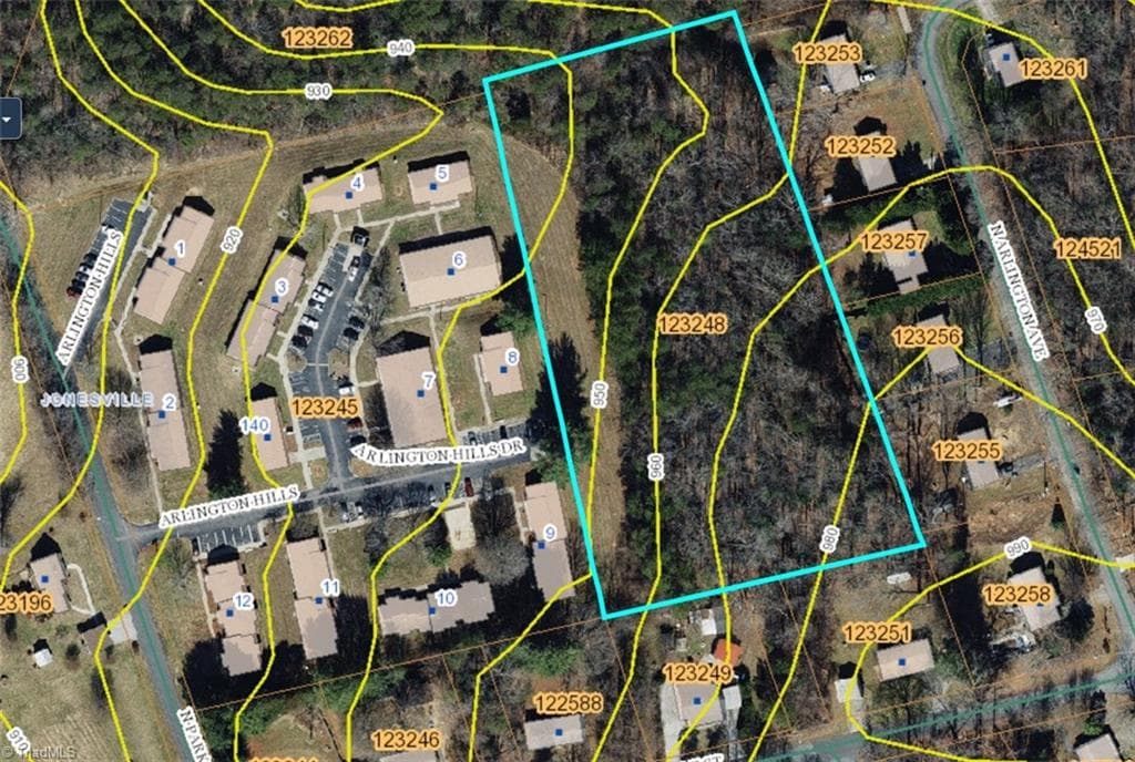 Unimproved Land at 3.6 Maple Street, Jonesville NC 28642, photo 3 of 8