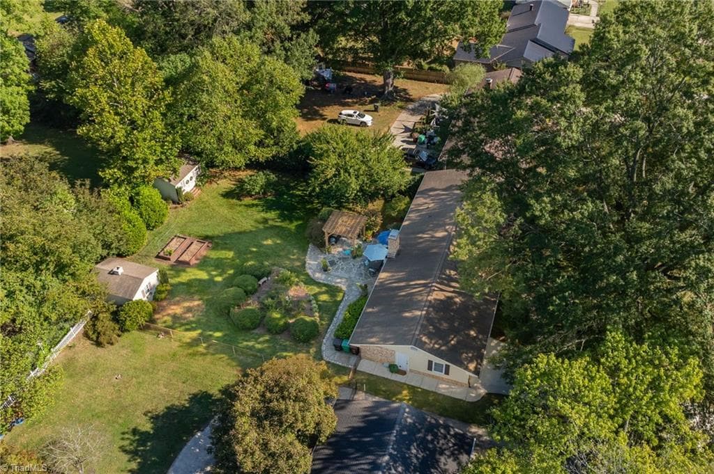 Stick/Site Built at 3514 Imperial Drive, High Point NC 27265, High Point, photo 63 of 66