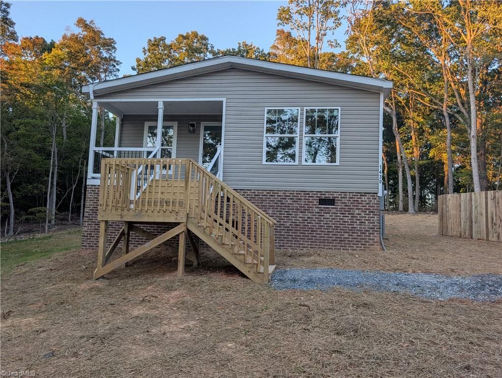 Manufactured Home at 1430 Pineview Road, Randleman NC 27317, Randleman, photo 3 of 44