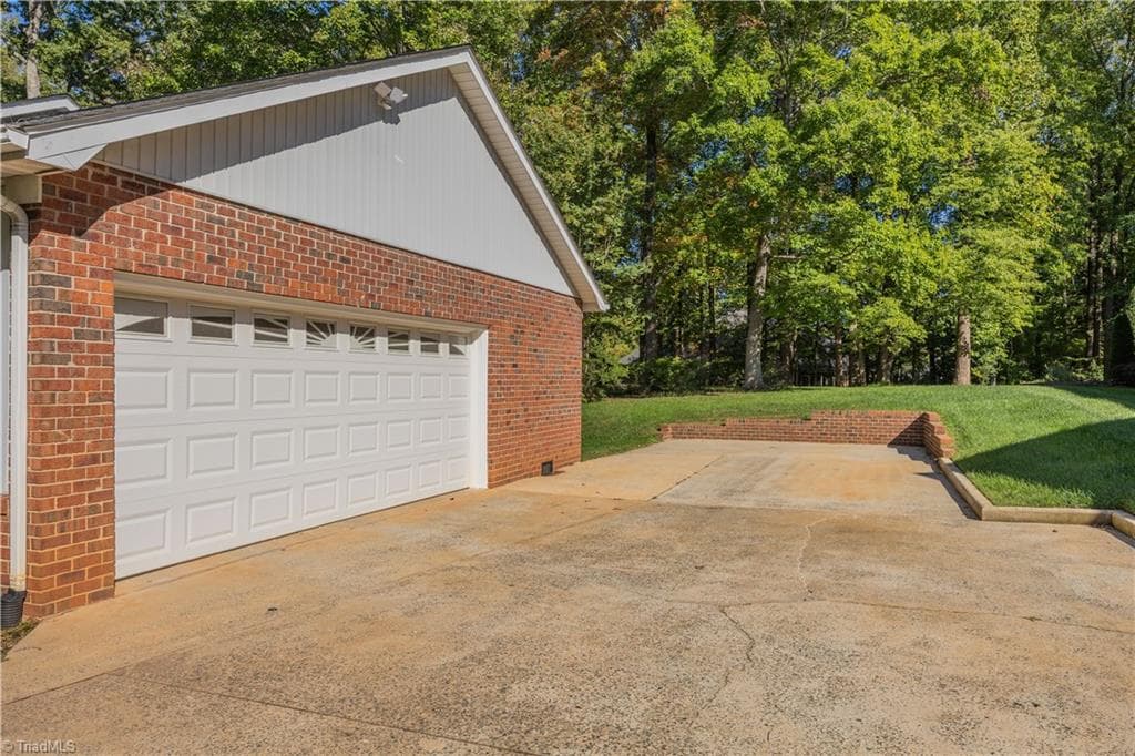 Stick/Site Built at 671 Brown Trail, Asheboro NC 27203, photo 9 of 50