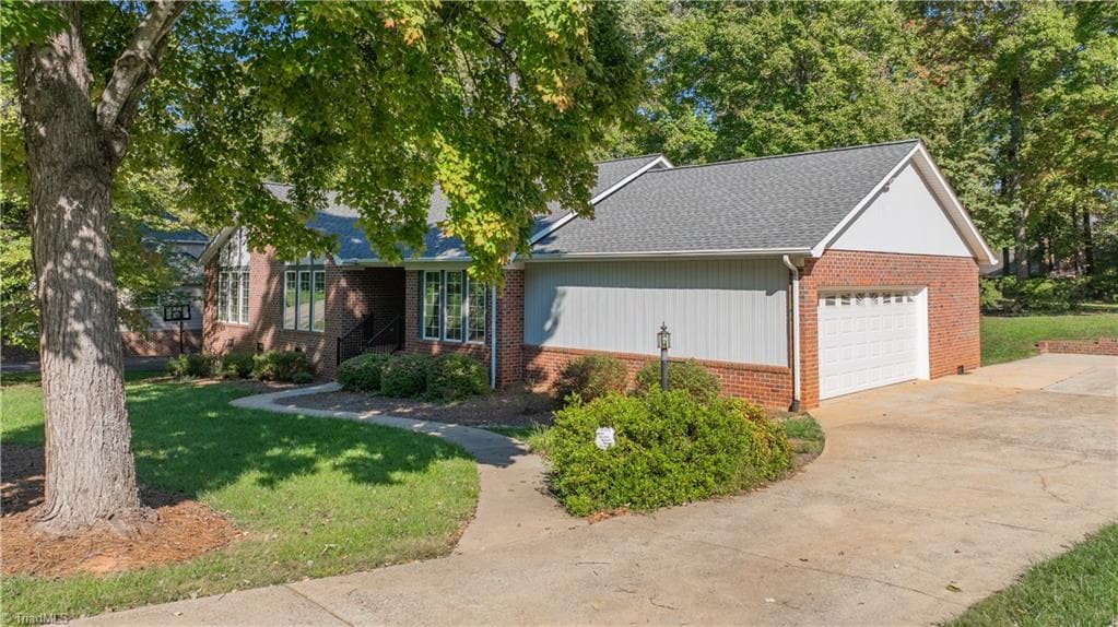 Stick/Site Built at 671 Brown Trail, Asheboro NC 27203, photo 8 of 50