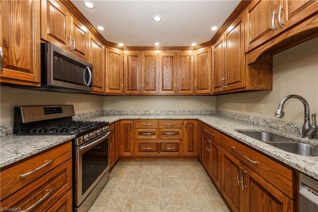 Stick/Site Built at 671 Brown Trail, Asheboro NC 27203, photo 21 of 50
