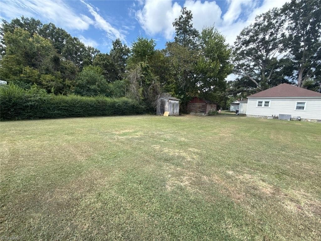 Stick/Site Built at 1421 South Avenue, Eden NC 27288, Eden, photo 30 of 33