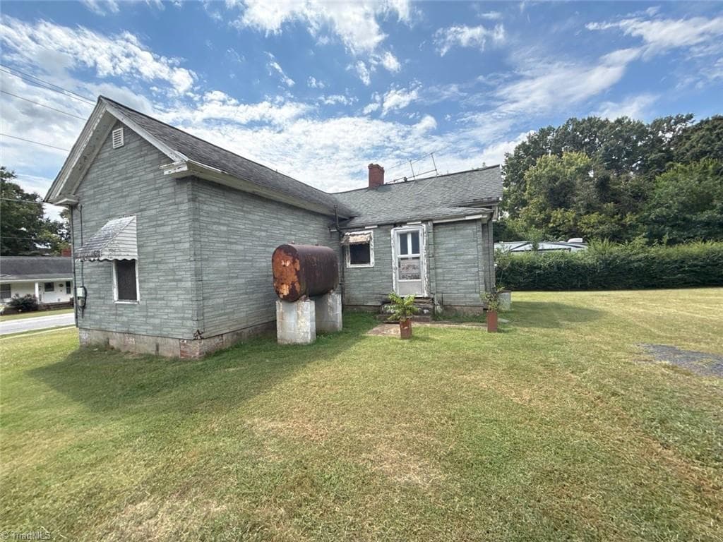 Stick/Site Built at 1421 South Avenue, Eden NC 27288, Eden, photo 29 of 33