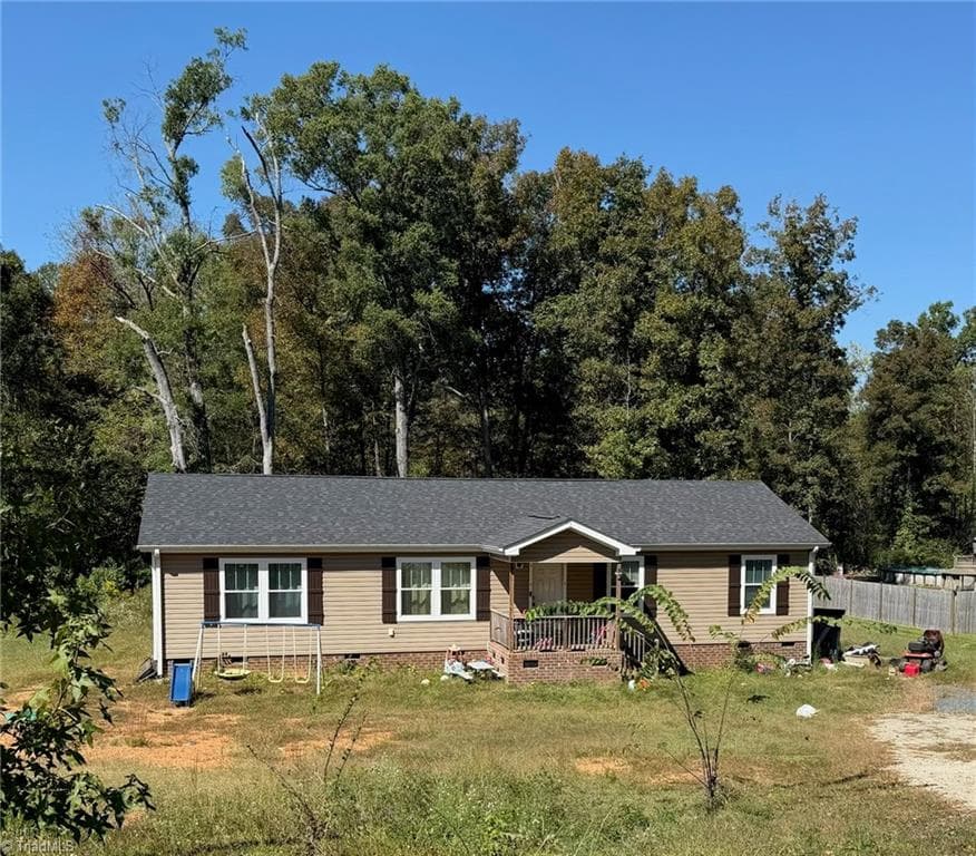 977 N Main Street, Denton NC 27239