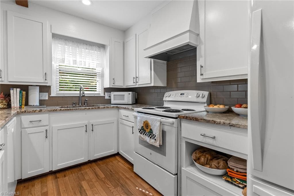 Stick/Site Built at 123 Pine Tree Drive, Roaring Gap NC 28668, Roaring Gap, photo 5 of 50
