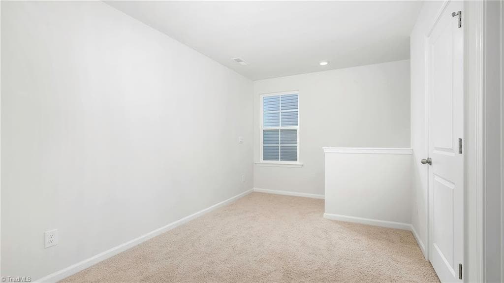 Stick/Site Built at 619 Beechwood Circle, Thomasville NC 27360, Thomasville, photo 10 of 22