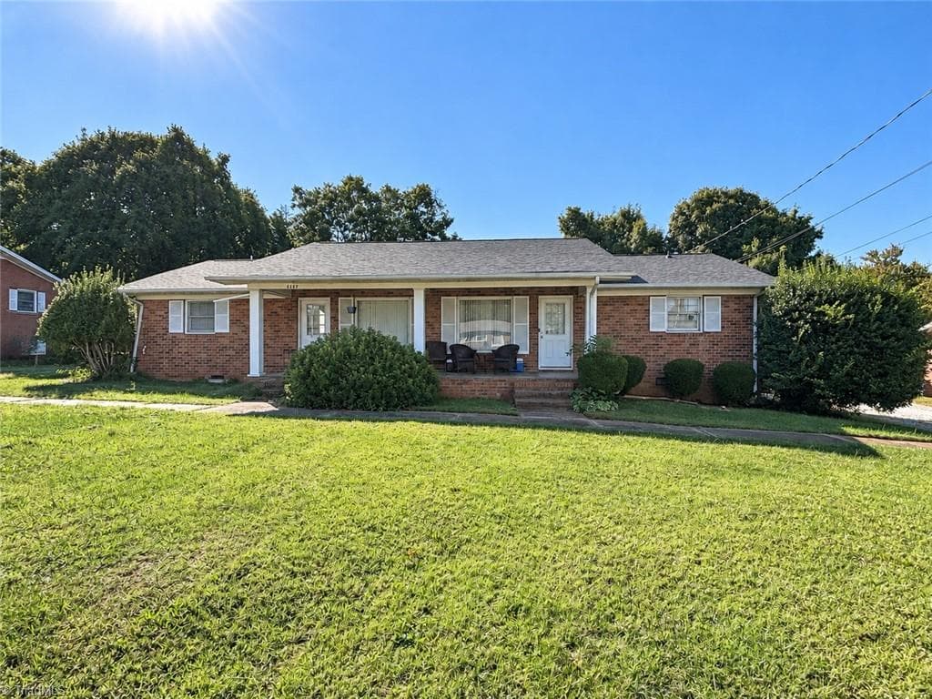 Duplex at 4642 NC Highway 62, Thomasville NC 27360, Thomasville, photo 2 of 12