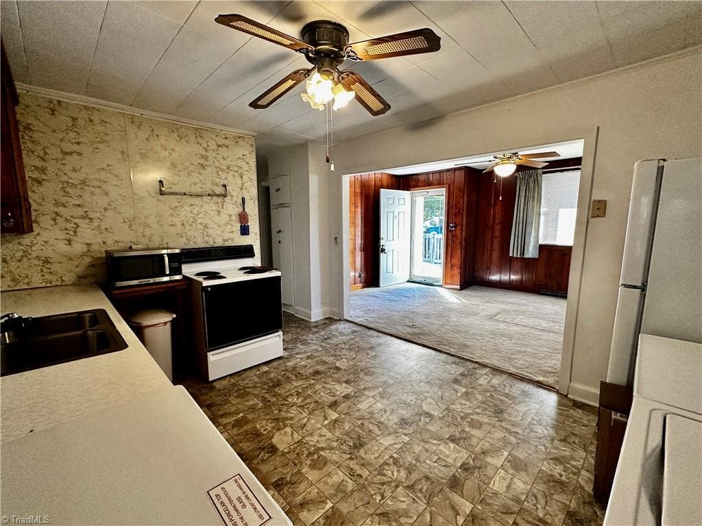 Stick/Site Built at 107 Dillon Street, Winston-Salem NC 27107, Winston-Salem, photo 6 of 29