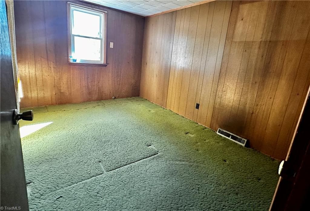 Stick/Site Built at 107 Dillon Street, Winston-Salem NC 27107, Winston-Salem, photo 15 of 29