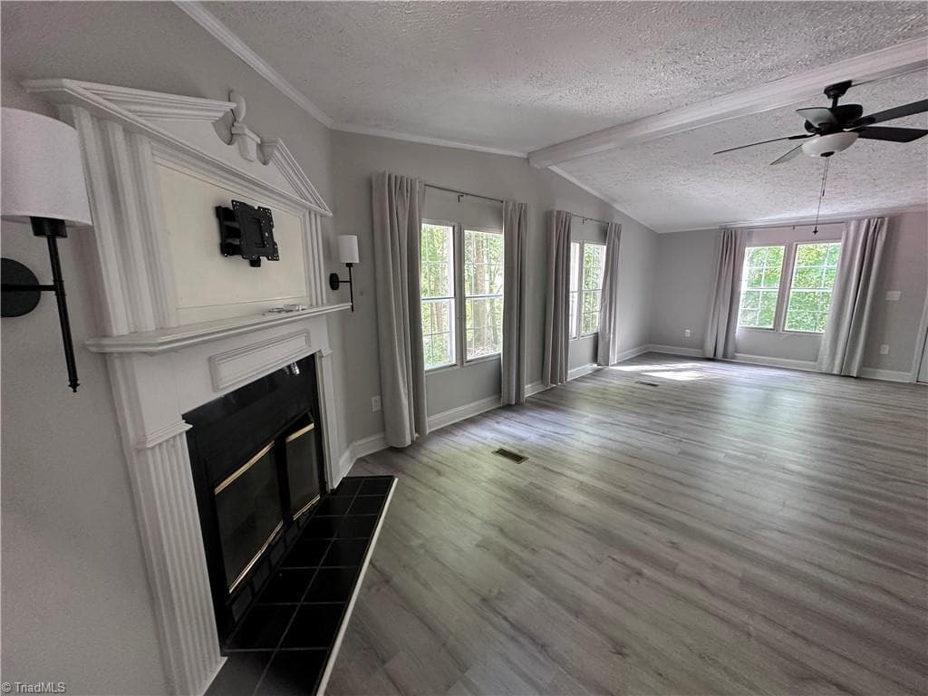 Manufactured Home at 6610 Edgeworth Trail, Pfafftown NC 27040, Pfafftown, photo 4 of 21