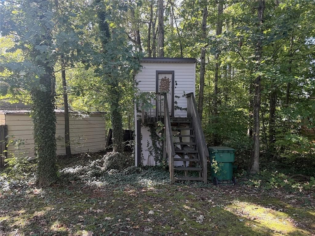 Stick/Site Built at 796 Sommerdale Court, Rural Hall NC 27045, Rural Hall, photo 31 of 32