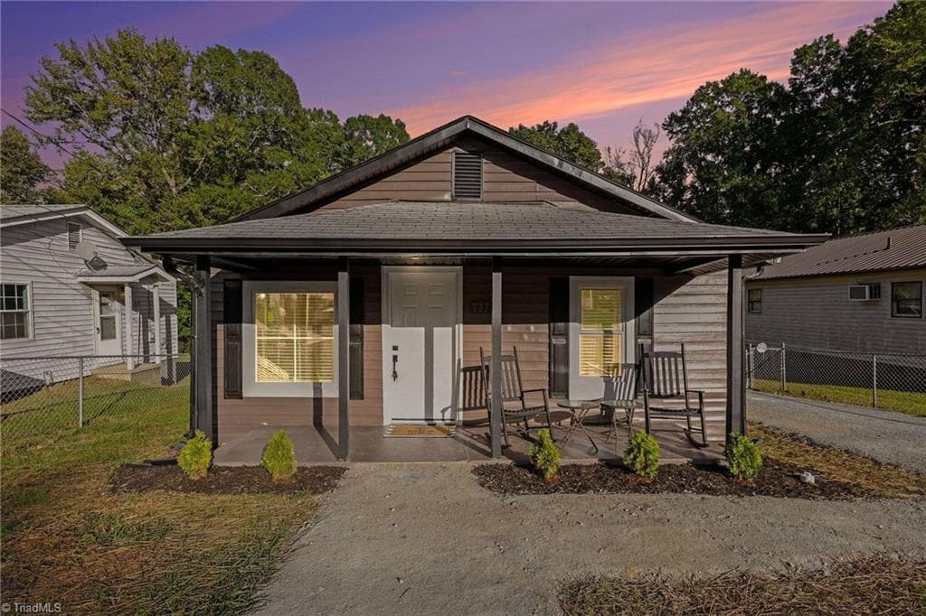 727 Trotter Street, Thomasville NC 27360