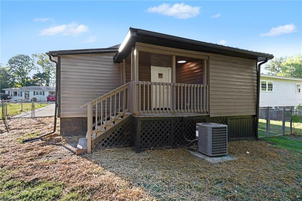 Stick/Site Built at 727 Trotter Street, Thomasville NC 27360, Thomasville, photo 28 of 34