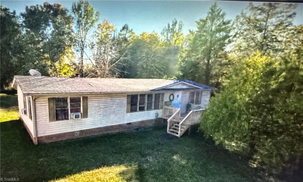 267 Briar Creek Court, Thomasville NC 27360