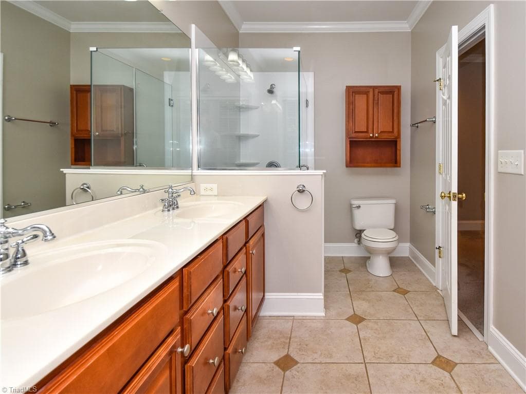Stick/Site Built at 4634 Pebble Lake Drive, Pfafftown NC 27040, photo 19 of 36