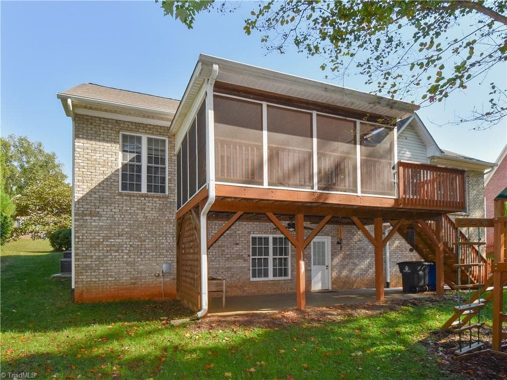 Stick/Site Built at 4634 Pebble Lake Drive, Pfafftown NC 27040, photo 35 of 36