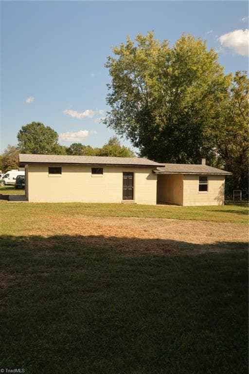 Stick/Site Built at 325 Bluemont Road, Mount Airy NC 27030, Mount Airy, photo 28 of 30