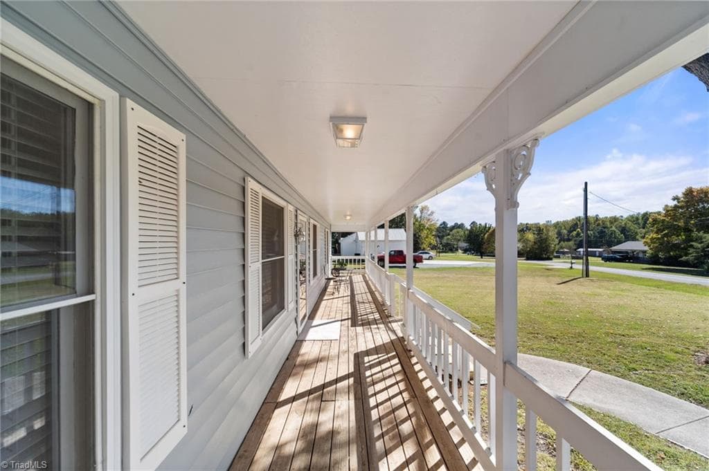 Stick/Site Built at 6644 Meadow Drive, Trinity NC 27370, photo 4 of 43